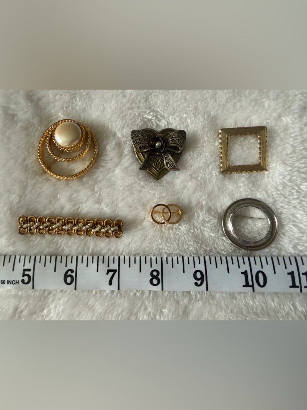 Bundle of 6 Gold-Tone & Silver-Tone Vintage Brooches